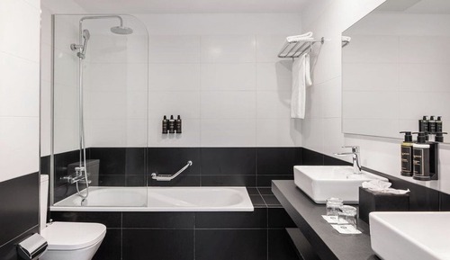 Suite, balcón