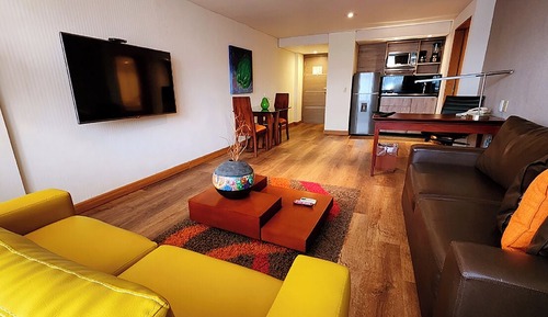 Suite Business, 1 cama de matrimonio con sofá cama, cocina, vistas a la ciudad