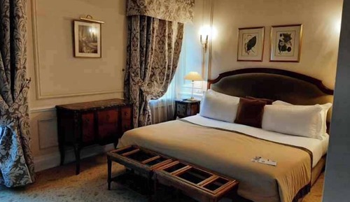 Habitación clásica, 1 cama de matrimonio grande, vistas a la ciudad