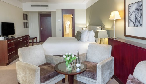 Suite junior, 1 cama de matrimonio grande (High Floor)