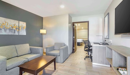 Suite, 1 cama de matrimonio grande, no fumadores, frigorífico y microondas