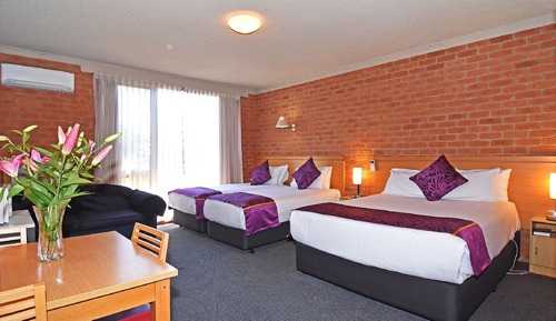 Habitación familiar, varias camas