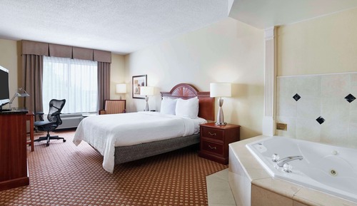 Suite, 1 cama de matrimonio grande, bañera de hidromasaje