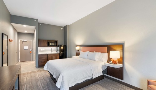 Estudio, 1 cama de matrimonio grande, no fumadores, frigorífico y microondas (Wet bar)
