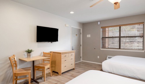 Habitación estándar, 2 camas de matrimonio, no fumadores