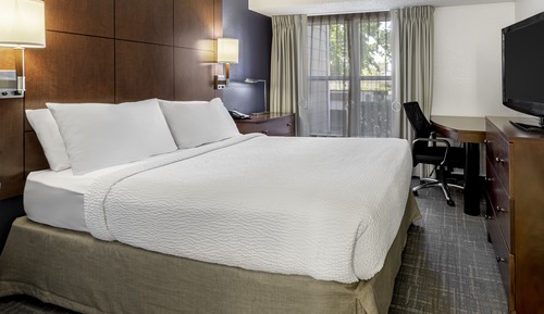 Estudio, 1 cama de matrimonio grande con sofá cama (Mobility/Hearing Accessible, Tub)