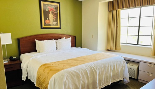 Habitación estándar, 1 cama de matrimonio grande con sofá cama, fumadores