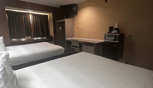 Habitación, 2 camas de matrimonio, accesible para personas con discapacidad