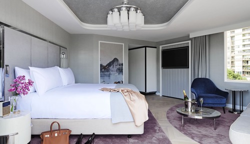 Suite (Royce)