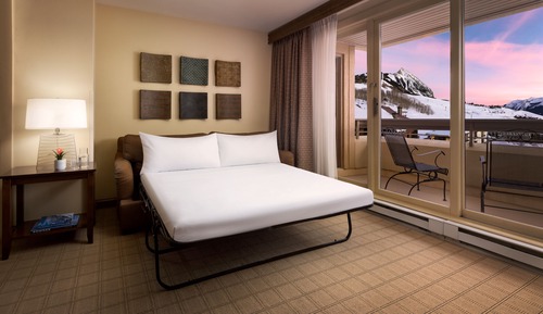 Suite junior (Slopeside View)