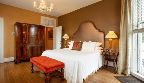 Habitación Grand, 1 cama de matrimonio grande (The Tomochichi)