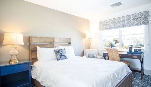 Habitación clásica doble, 1 cama de matrimonio grande con sofá cama