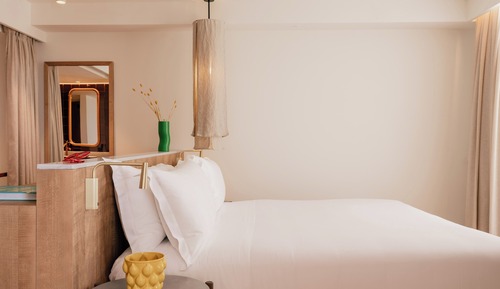 Exclusive ME + Two Bedroom Suite (2+2)