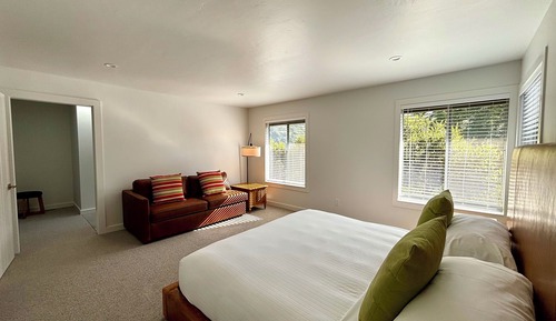 The Village House - Not Pet Friendly