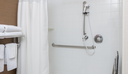 Suite ejecutiva, 1 cama doble (Mobility Accessible, Tub)