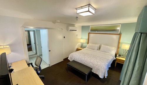 Suite superior, 1 cama de matrimonio grande, accesible para personas con discapacidad (Smoke Free)