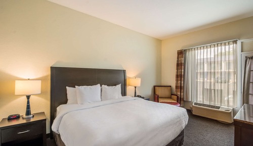 Suite, 1 cama de matrimonio grande con sofá cama, no fumadores