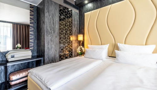 Standard Room, 2 Twin Beds, Lake side