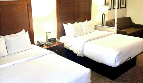 Suite, 2 camas de matrimonio, no fumadores