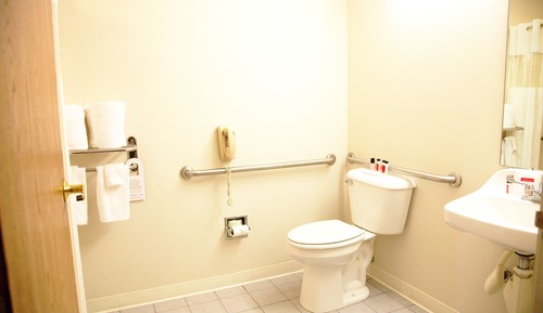 Habitación, 2 camas de matrimonio, accesible para personas con discapacidad, no fumadores (Mobility)