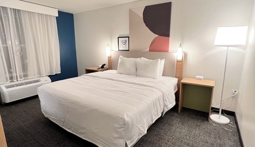 Habitación, 1 cama de matrimonio grande, accesible para personas con discapacidad, bañera