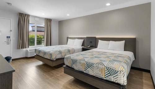 Habitación Deluxe, 2 camas de matrimonio, no fumadores, frigorífico y microondas