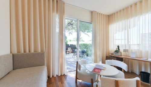 Suite junior, 1 cama doble, patio, vistas al mar