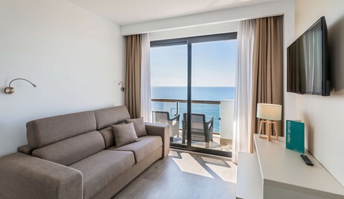 Suite junior, terraza, vistas al mar (Family)