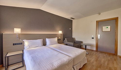 Habitación doble (with extra bed)
