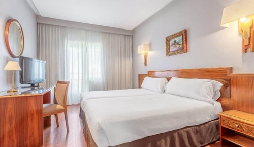 Habitación con 2 camas individuales (1 pax)