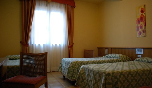 Habitación cuádruple estándar