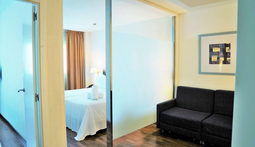 Habitación doble (XL, 3  Adults + 1 child)
