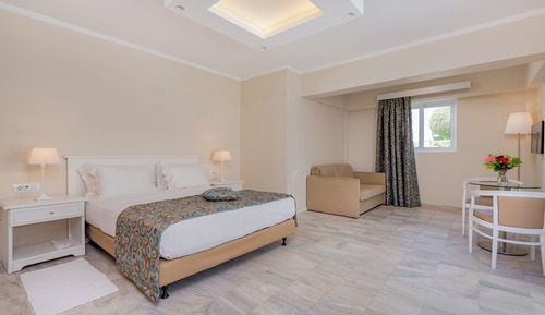 Habitación Premium, acceso a la piscina