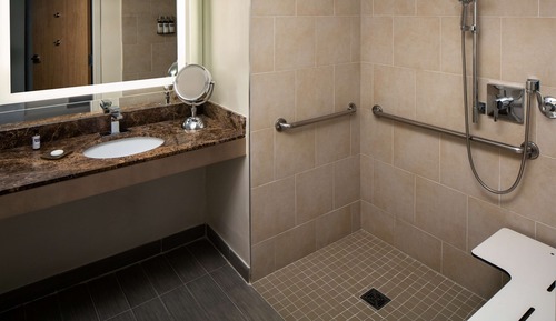 Habitación, 2 camas de matrimonio, accesible para personas con discapacidad (Shower)