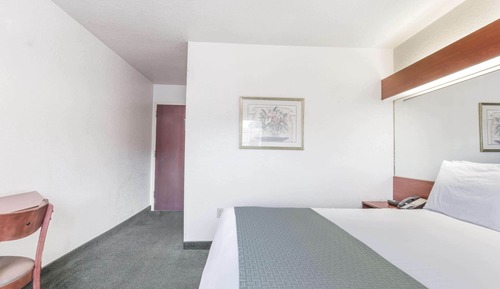 Habitación, 2 camas de matrimonio, accesible para personas con discapacidad