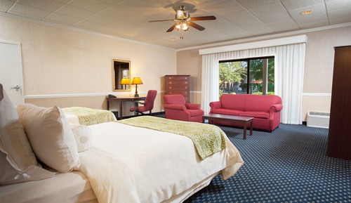 Habitación Deluxe, varias camas (Two Double and Two Twin Trundle Beds )