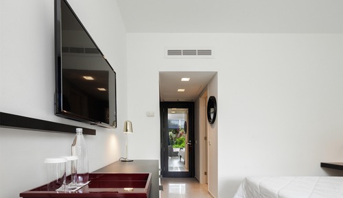 Inland View Room