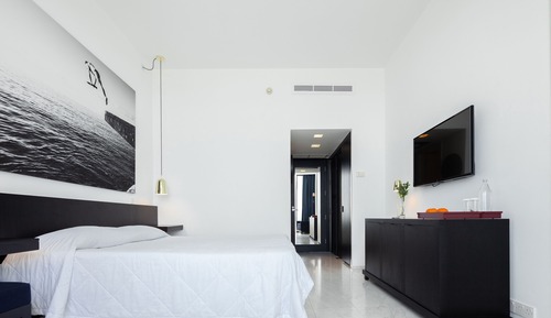 Two Interconnecting Superior Sea View Rooms