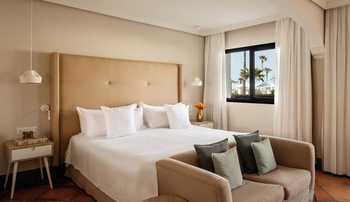 Habitación Premium (Pool Access with Private Garden (3AD))