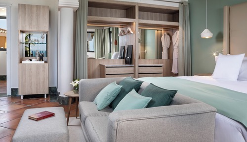 Red Level Suite Junior Sunset 2 Bedrooms