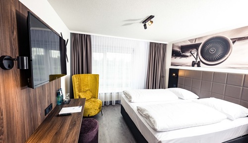 Double Room (Street view)
