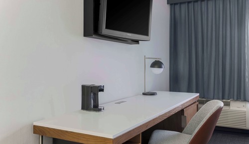 Habitación, 1 cama de matrimonio grande (Mobility Accessible, Tub)