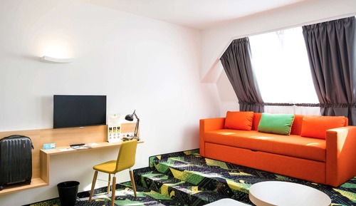 Habitación familiar doble, 1 cama doble con sofá cama