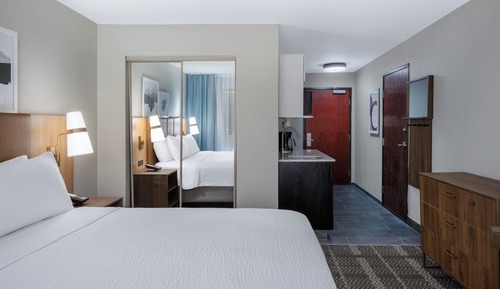 Suite estudio, 1 cama de matrimonio grande, cocina