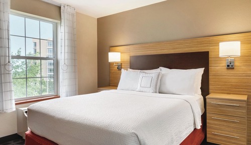 Suite estudio, 1 cama de matrimonio con sofá cama (Mobility Accessible, Tub)