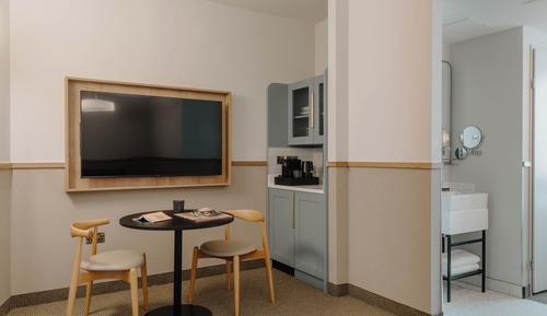 Suite, varias camas, cocina básica (One Room)