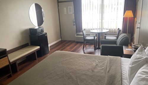 Habitación estándar, 1 cama de matrimonio grande, no fumadores (Mobility Accessible)