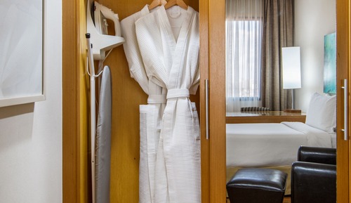 Premium Triple Twin Room
