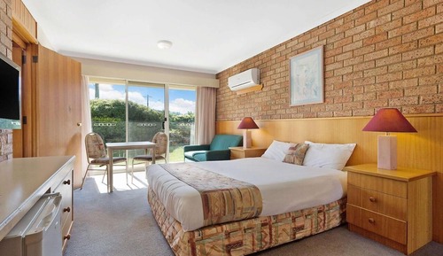 Habitación estándar, 1 cama de matrimonio con sofá cama
