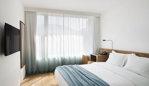 Habitación con 1 cama doble o 2 individuales, vistas a la ciudad